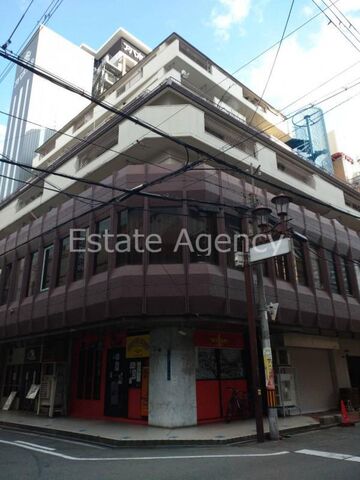大阪市中央区西心斎橋2丁目の外観