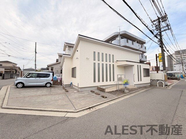 堺市西区上の外観