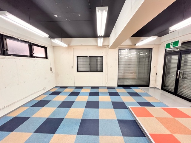 拡大写真:堺市西区鳳南町1丁 1Fの内装