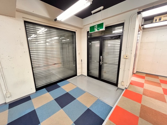 拡大写真:堺市西区鳳南町1丁 1Fの内装