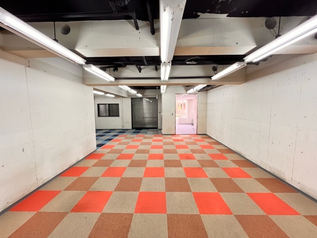拡大写真:堺市西区鳳南町1丁 1Fの内装