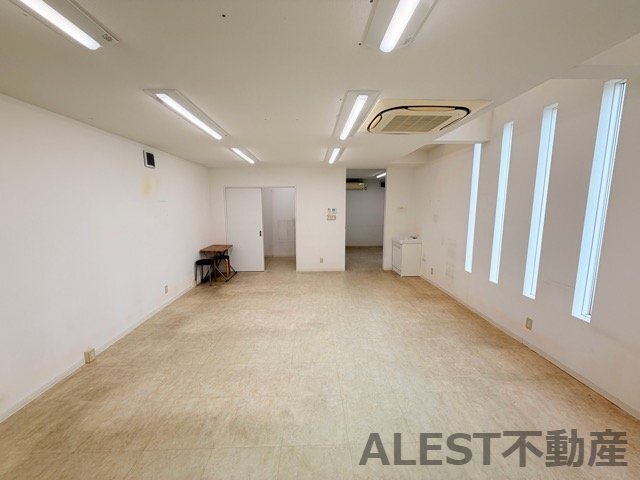拡大写真:堺市西区上 1階1の内装