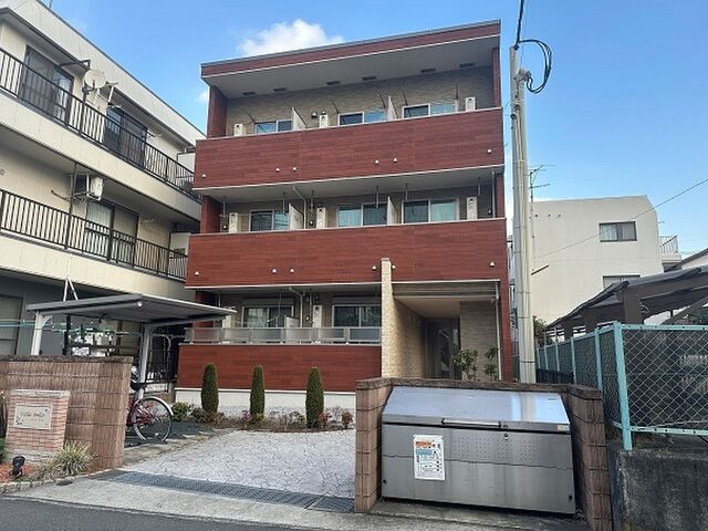 ヴァリ ブリエの外観