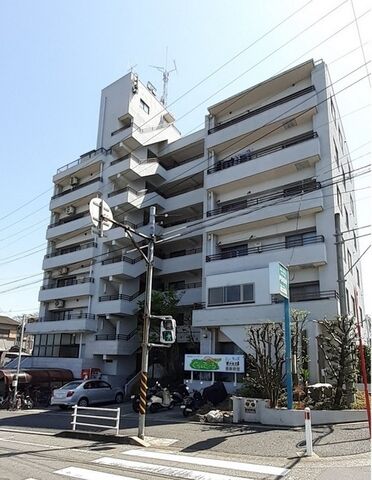 ファミール中渕の外観