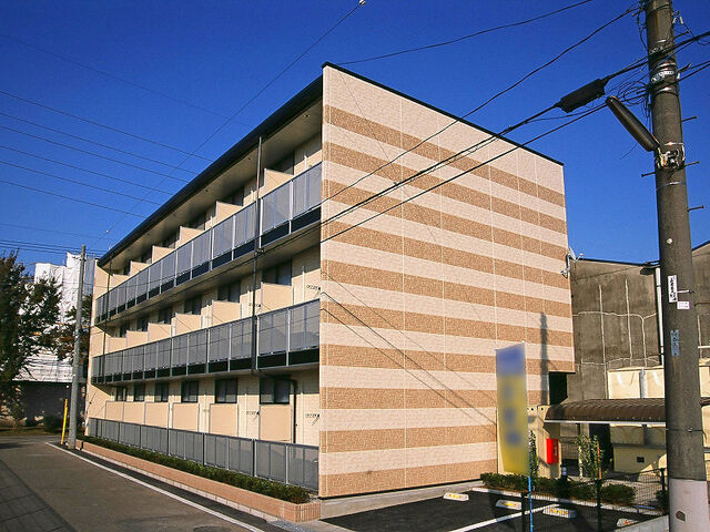 拡大写真：レオパレスＴＡＫＡＫＵＲＡ 3階K1の外観