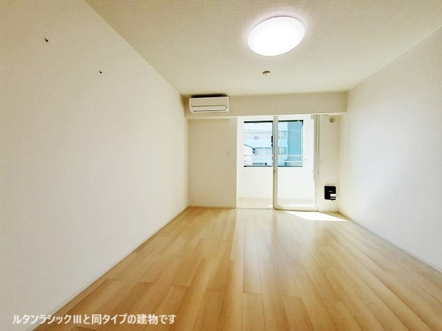 拡大写真:ウインピー 2階203のリビング