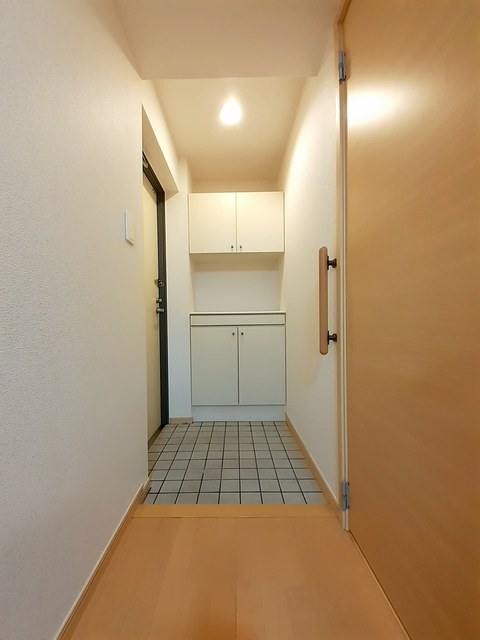 拡大写真:コンフォート駒込 6階601の玄関