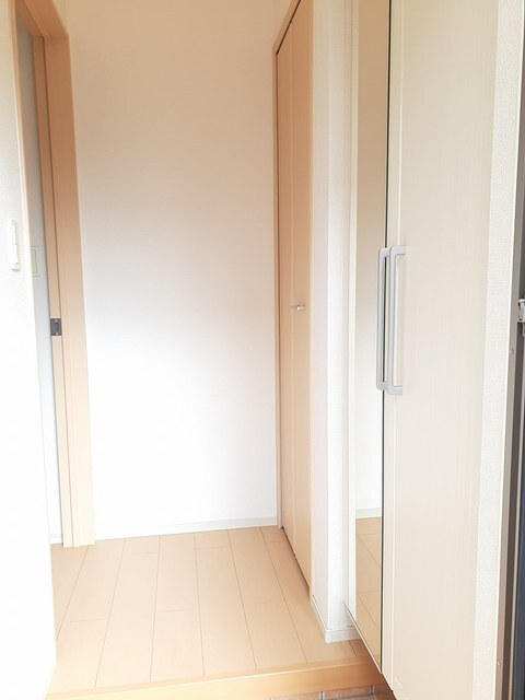 拡大写真：カームシティＹＡＳＵＤＡII 1階102の玄関