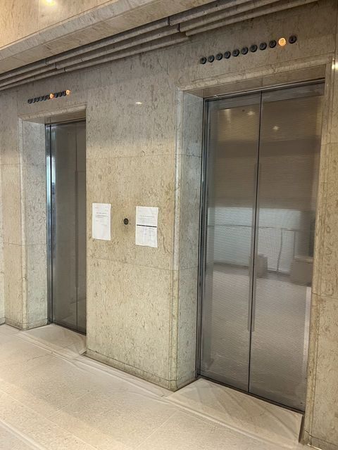 拡大写真:仙信ビル 8Fの内観