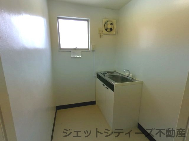 拡大写真:大阪国際学院扇町ビル 9階のキッチン