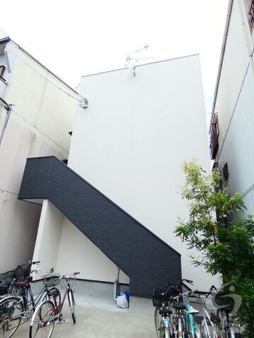 大阪市生野区林寺6丁目の外観