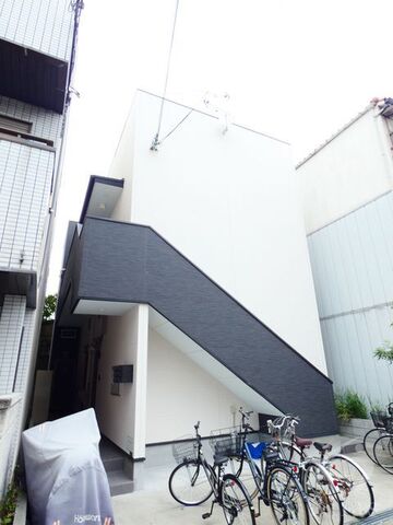 拡大写真:大阪市生野区林寺6丁目 2階202の外観