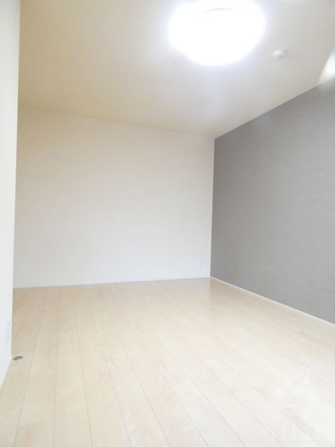 拡大写真:尼崎市東大物町1丁目 2階203の内観