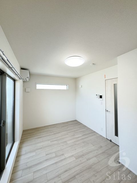 拡大写真:尼崎市東園田町5丁目 2階201の内観