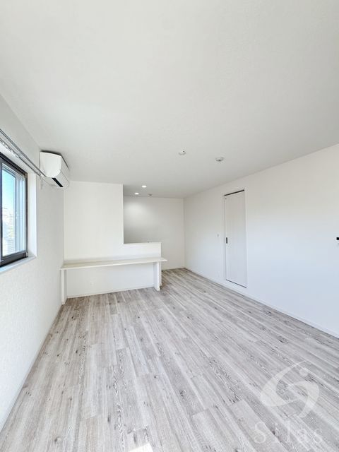 拡大写真:吹田市山手町2丁目 2階201の内観