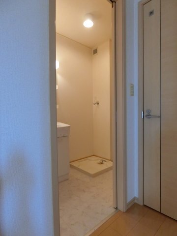 拡大写真:ウルルⅠ 1階103の洗面所