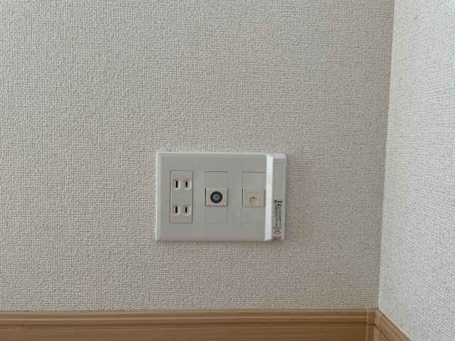 拡大写真:メゾン ボヌールⅠ 2階203の201の写真(間取反転タイプ:イメージ)