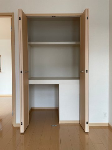 拡大写真:メゾン ボヌールⅠ 2階203の201の写真(間取反転タイプ:イメージ)