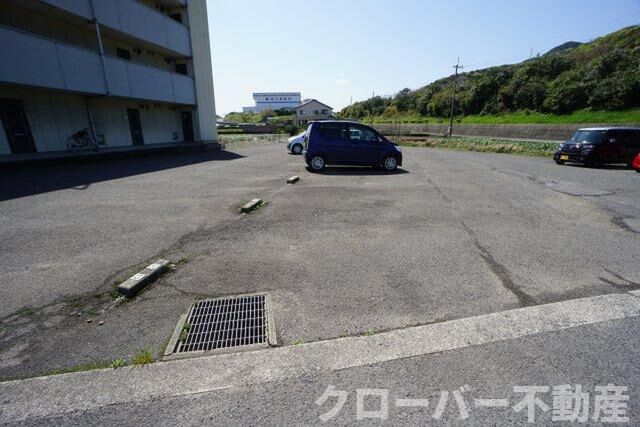 拡大写真:グランシャトー吉原北棟 3階305の外観