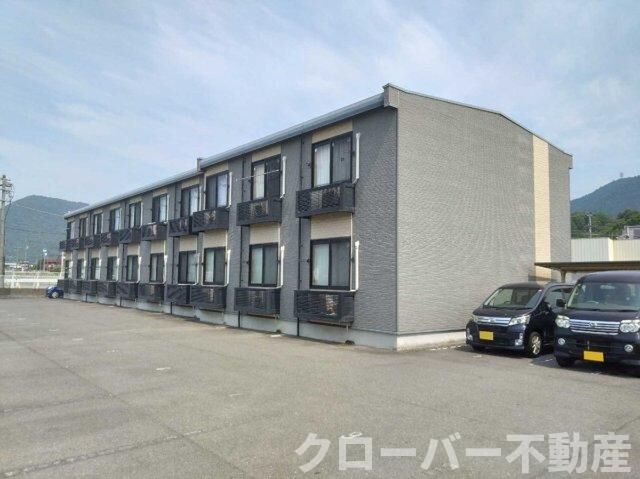 レオパレスF OHANAの外観