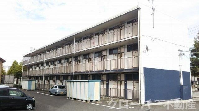 レオパレス宇多津の外観