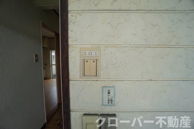 拡大写真:コーポサンライズ 2階201のエントランス