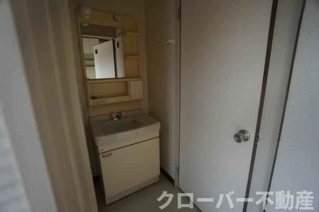 拡大写真:コーポサンライズ 2階201の洗面所