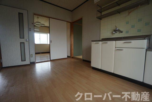 拡大写真:コーポサンライズ 2階201の居間