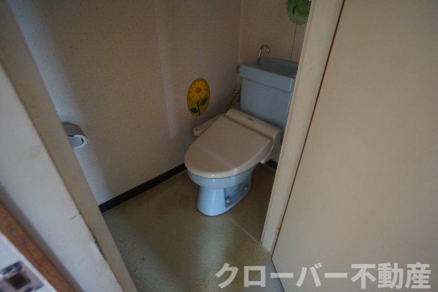 拡大写真:コーポサンライズ 2階202のトイレ