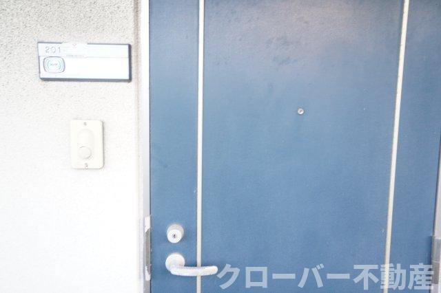 拡大写真:グランシャトー吉原北棟 4階201のエントランス