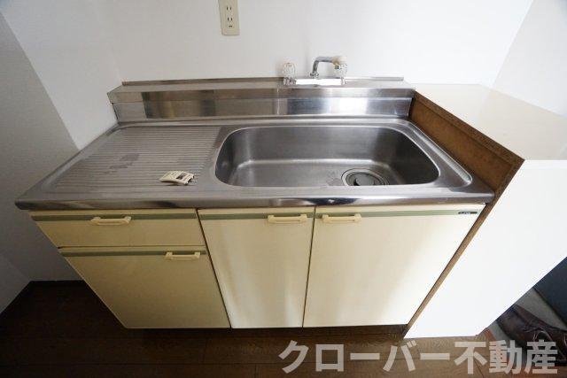 拡大写真:グランシャトー吉原北棟 3階302のキッチン