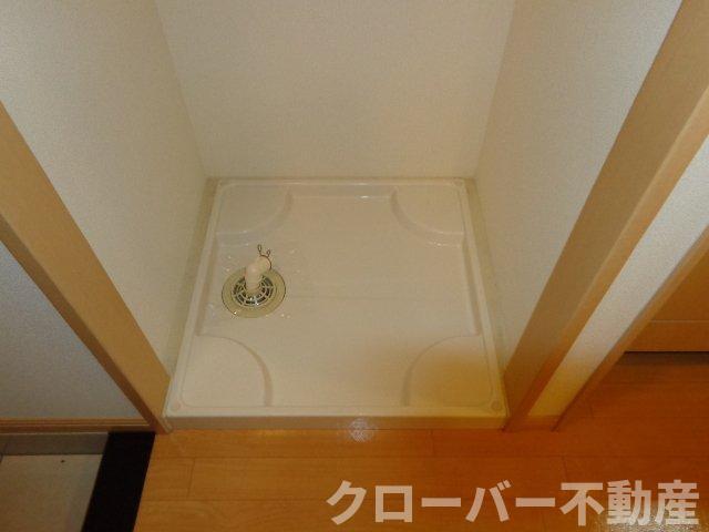拡大写真:フェリス 1階107の洗濯機置場
