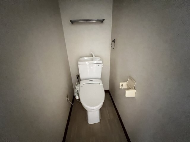 拡大写真:グリーンヒルズ 1階101のトイレ