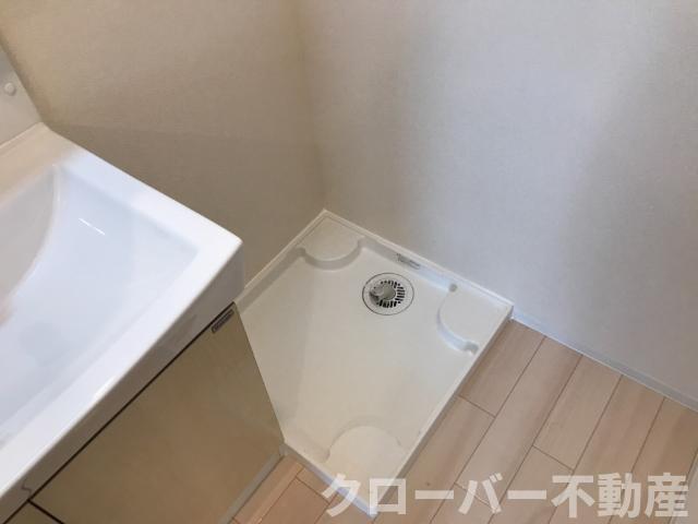 拡大写真:アヴィオン 2階203の洗濯機置場
