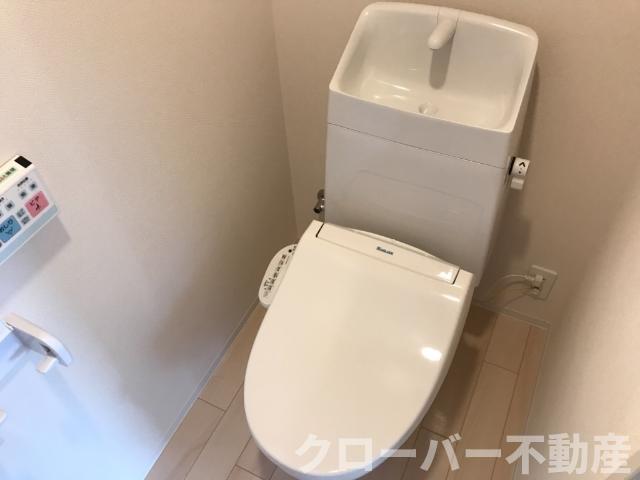 拡大写真:アヴィオン 2階203のトイレ