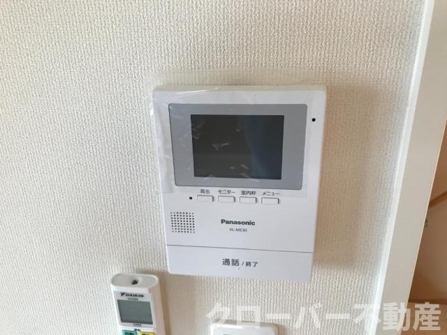 拡大写真:アヴィオン 2階203のカメラ付インターホン