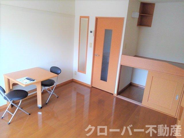 拡大写真:レオパレスキララ 1階104の内装