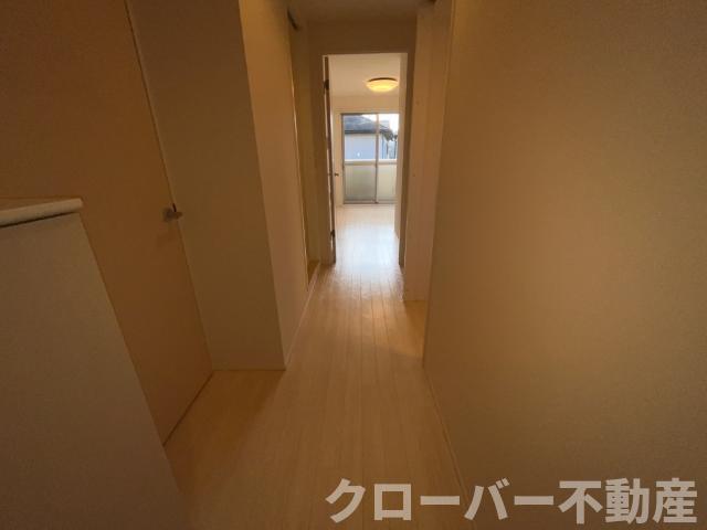 拡大写真:プランドール 2階203の廊下