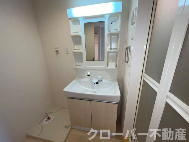 拡大写真:プランドール 2階203の洗髪洗面化粧台