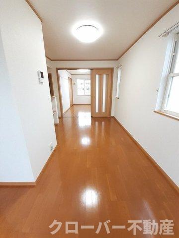 拡大写真:プリムヴェールA 1階102の内装