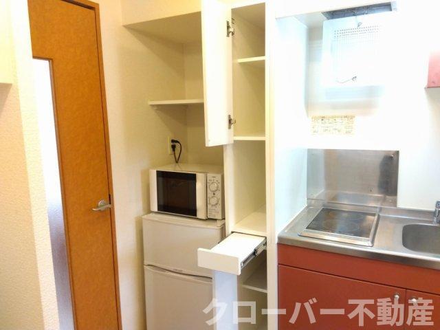 拡大写真:レオパレスメルピーチSUZU 2階205の内装
