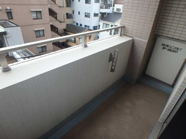 拡大写真:ヴェルト本所吾妻橋 4階404のバルコニー
