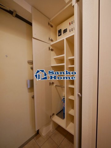 拡大写真:プレール・ドゥーク銀座EAST Ⅱ 2階201の収納