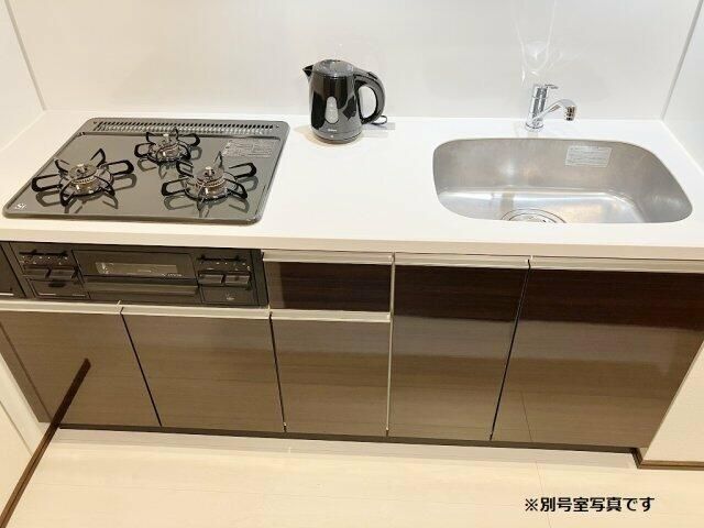 拡大写真:ジェノヴィア浅草Ⅳスカイガーデン 7階705のキッチン