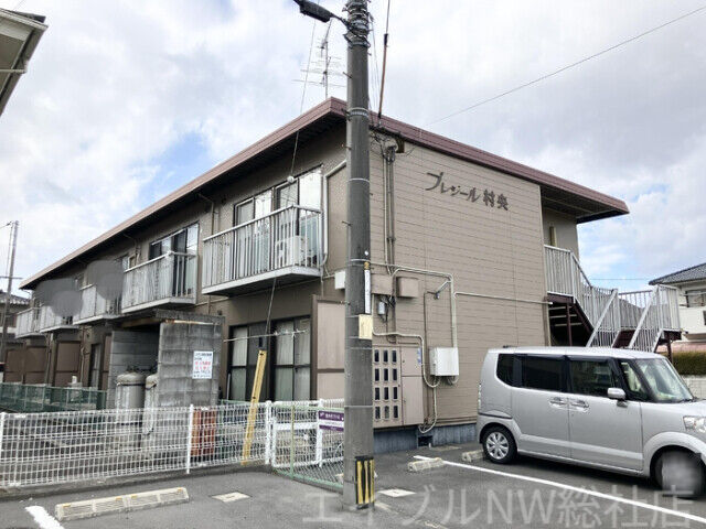拡大写真:プレジール村央 2階206の建物外観