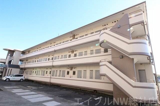 拡大写真:サンライズブルー 3階303の建物外観