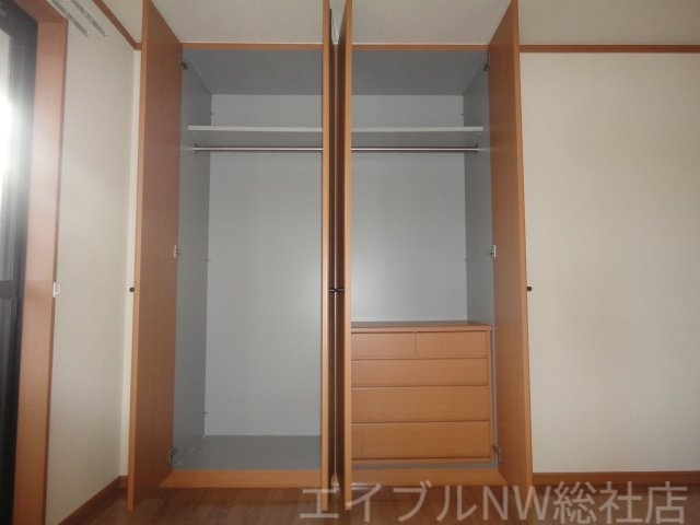拡大写真:マーヴェラスB 2階202の洋室B
