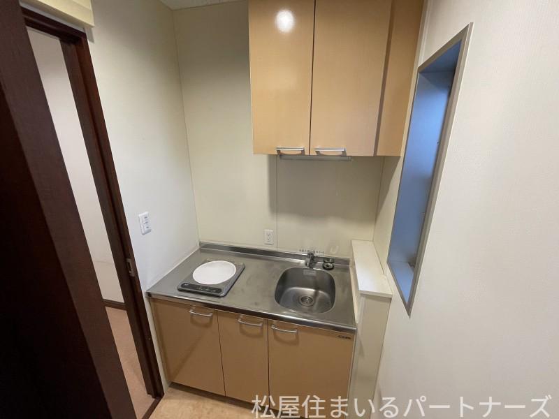 拡大写真:フリーダムビル 6階6の内観