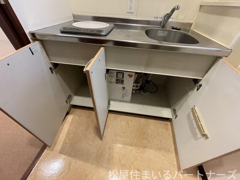拡大写真:フリーダムビル 6階6の内観