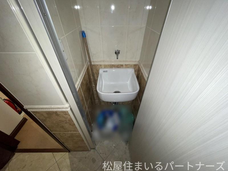 拡大写真:フリーダムビル 6階6の内観